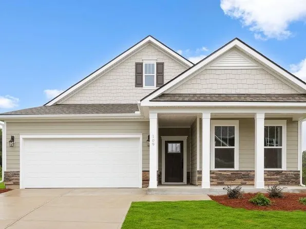109 Sweetwood Ln, Simpsonville, SC 29680