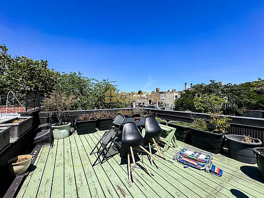 Rented by City Connections Realty | media 14