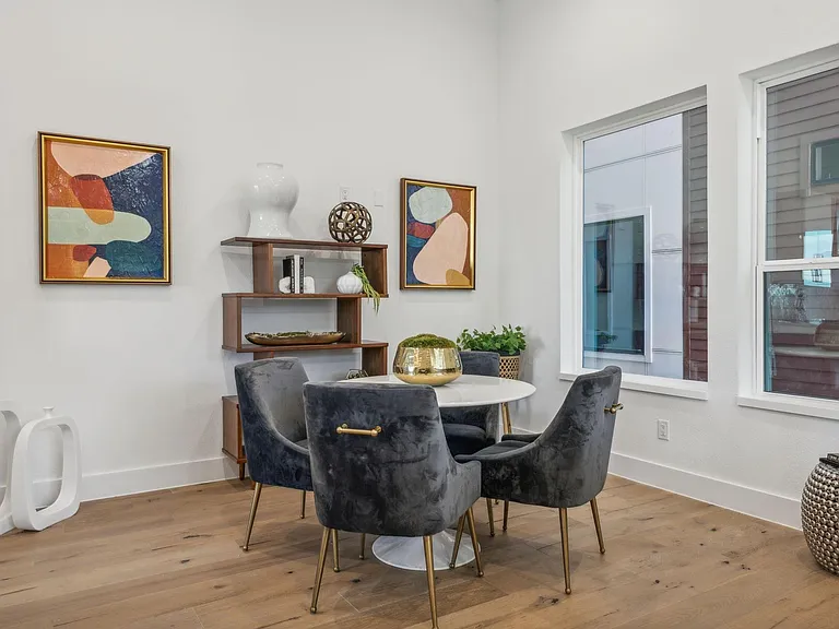 4208 Live Oak St #106 — Photo 7