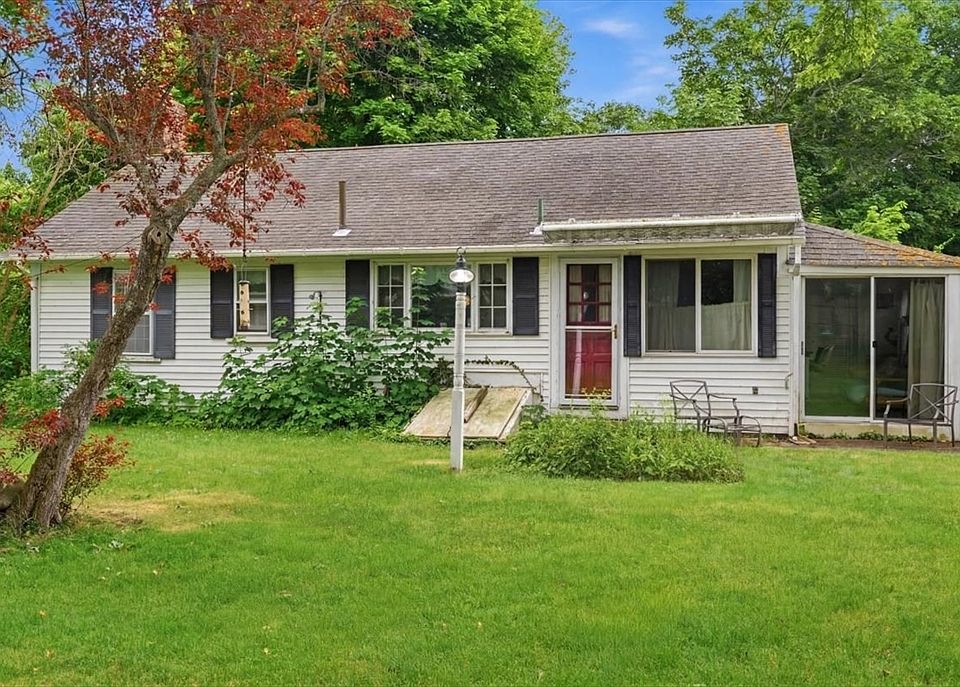 1st image of 127 Pine Ave