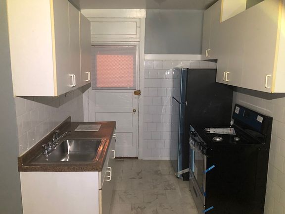 2nd image of 4031 W School St APT 1A