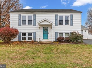 20 Bayberry Dr, Mechanicsburg, PA