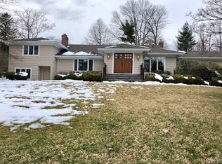 28 Butternut Rd, Briarcliff Manor, NY 10510