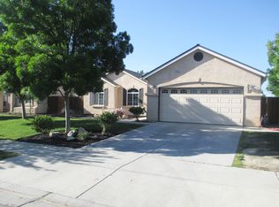 1642 Linden St, Lemoore, CA 93245