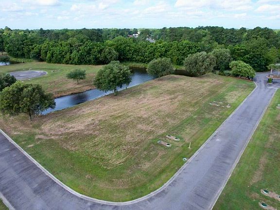 2nd image of 4 Cravens St