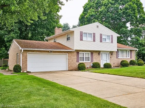 7310 Mudbrook St NW, Massillon, OH 44646