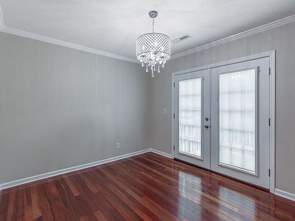 2nd image of 33 Ackland Dr