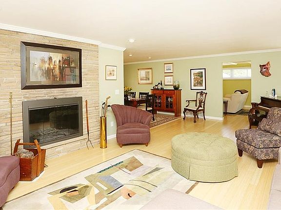 3rd image of 59 Smallwood Dr