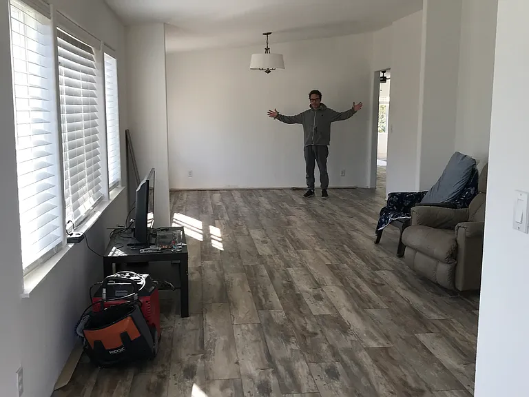 2198 Victoria Ave — Photo 9