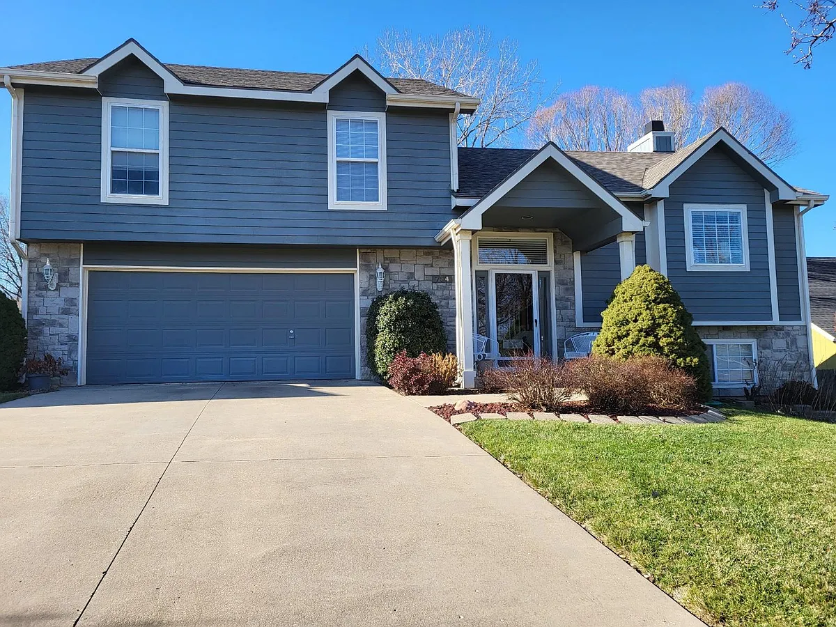 Building Photo - 734 N Michigan Cir