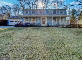 6318 Falling Brook Dr, Burke, VA 22015