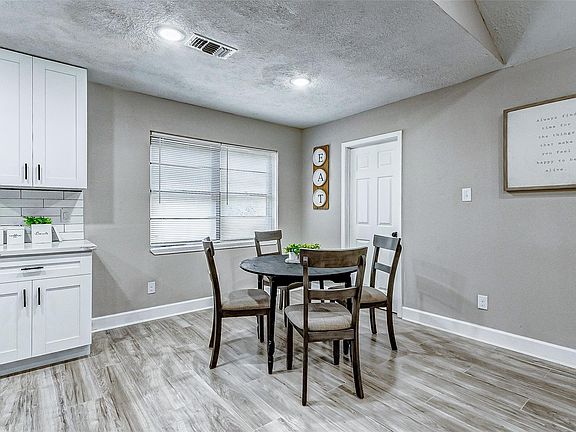 4th image of 8707 Collingsdale Rd