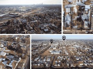 6814 127th Ave NW, Edmonton, AB T5C 1R3