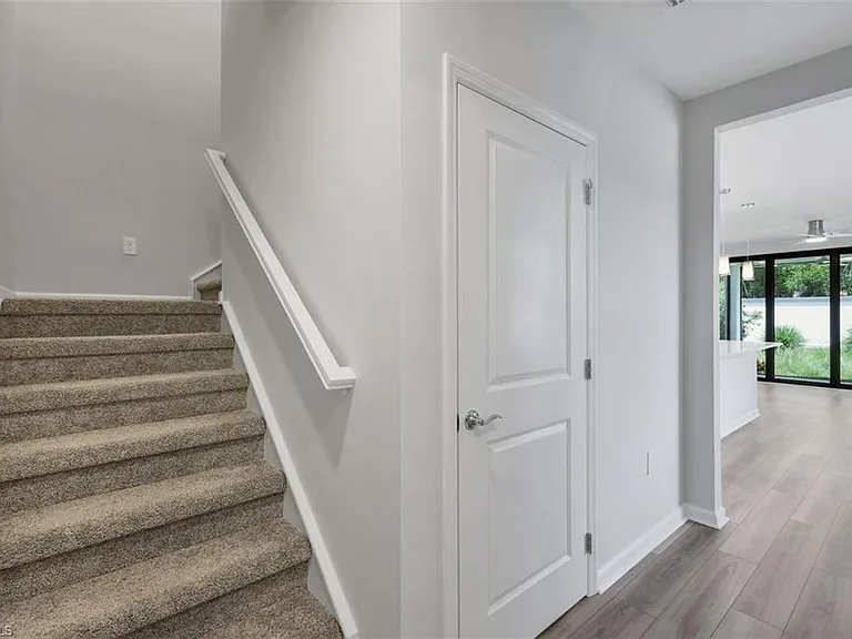 27907 Radiant Ct — Photo 18