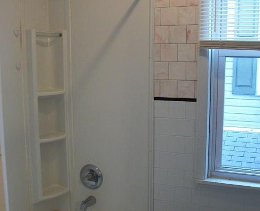 3rd image of 6813 Veterans Way