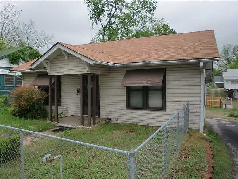 1st image of 118 Fayetteville St