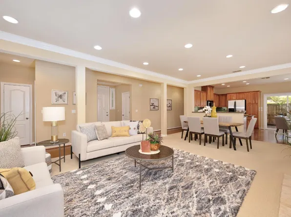 2131 Sterling Dr, Rocklin, CA 95765