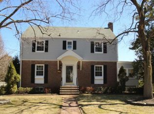 56 Silverbrook Rd, Shrewsbury, NJ 07702