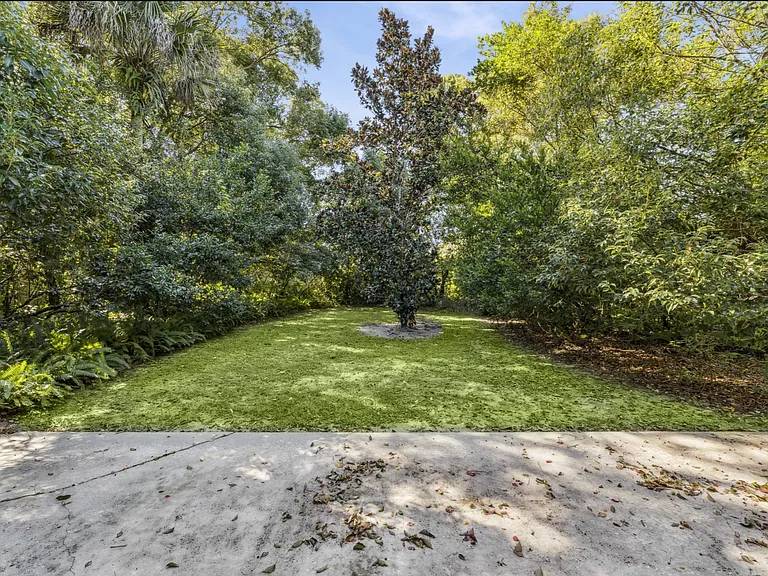447 N Phelps Ave — Photo 20