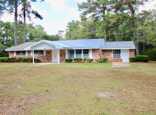 504 Bob Sikes Rd, Defuniak Springs, FL 32435