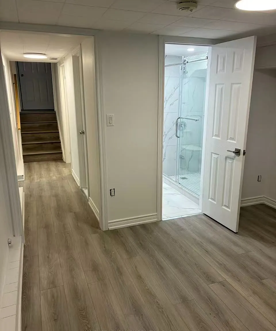 2 bed, $2,400 — Photo 4