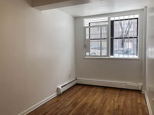 Rented by RC REAL ESTATE OF NEW YORK | media 5