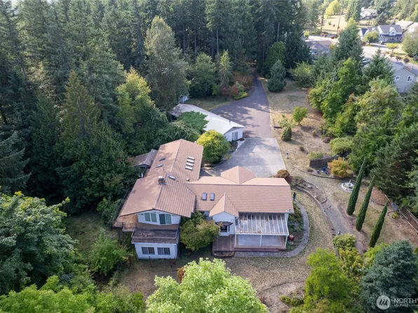 43103 Hilligoss Lane E, Eatonville, WA 98328