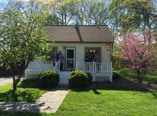 1255 Edwards St, Brookfield, WI 53005