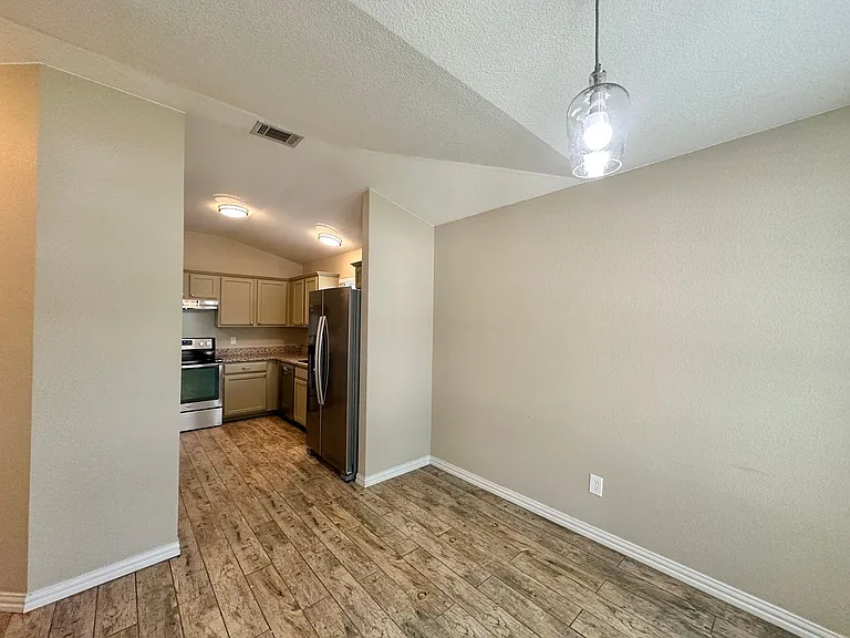 1308 Saddle Dr — Photo 16