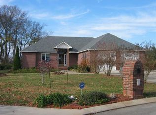 118 Hazelwood Ln, Cowan, TN 37318