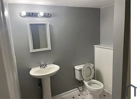 821 Winslow Way — Photo 38
