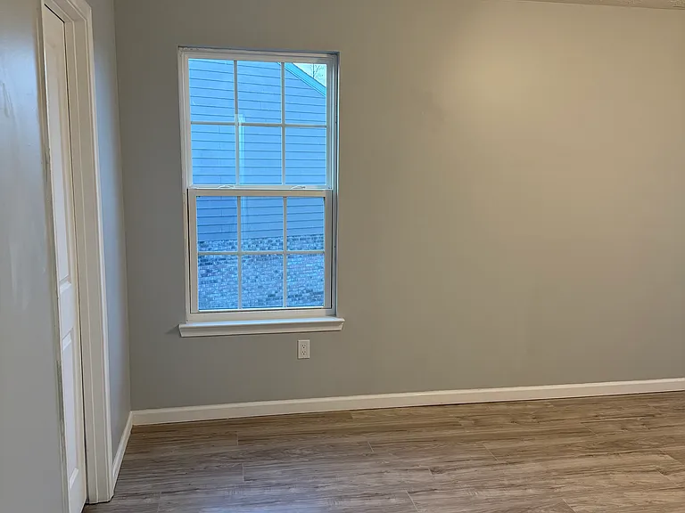 1570 Cedar Creek Dr — Photo 28