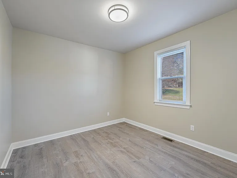 4411 Fairview Ave — Photo 15