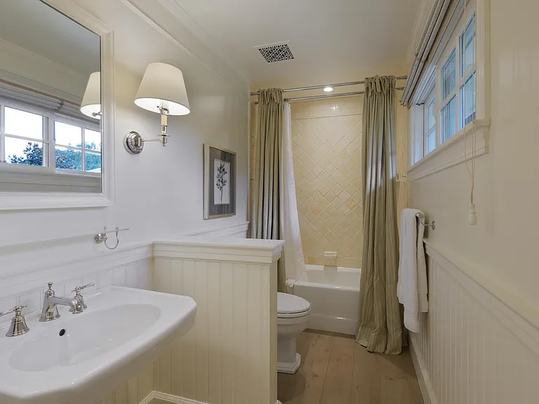 2148 Piedras Dr — Photo 22