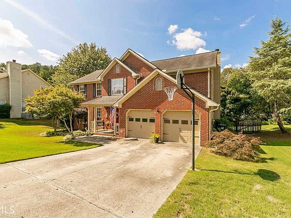 3rd image of 3305 Summit Place Dr