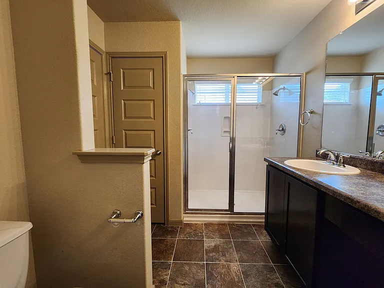 789 Great Oaks Dr — Photo 10
