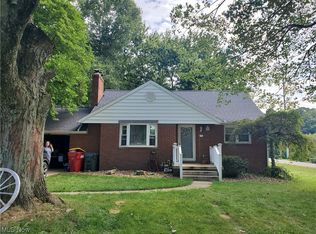 702 Woodlawn Ave NW, Canton, OH 44708