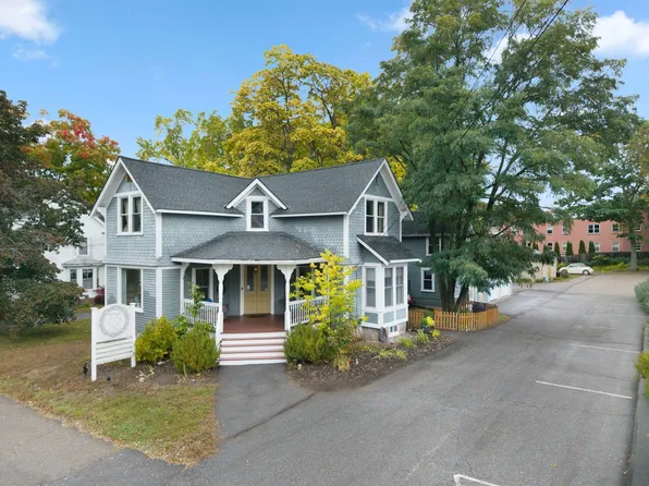 8 Wilson Street, Berwick, ME 03901