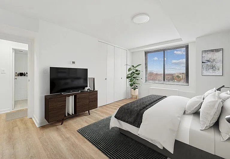 Sherwood at Southern Towers — Photo 5