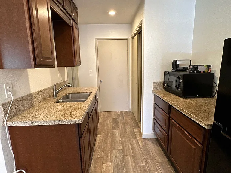 325C Summit Station Rd — Photo 2