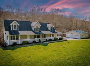 1516 Daybrook Rd, Fairview, WV 26570