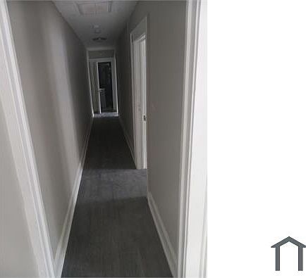 2nd image of 950 Michigan Ave NW #B