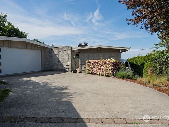 2nd image of 8504 S 125th St