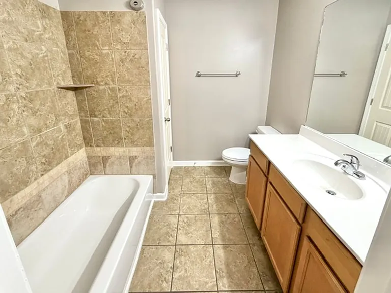 7948 Jadewood Cv — Photo 6