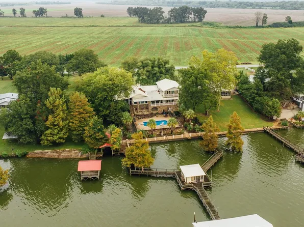 277 Lakehall Rd, Lake Village, AR 71653