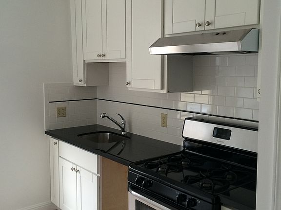 3rd image of 2240 Bryant St APT 45