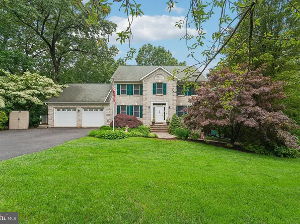 4270 Deborah Ct, Mount Airy, MD 21771