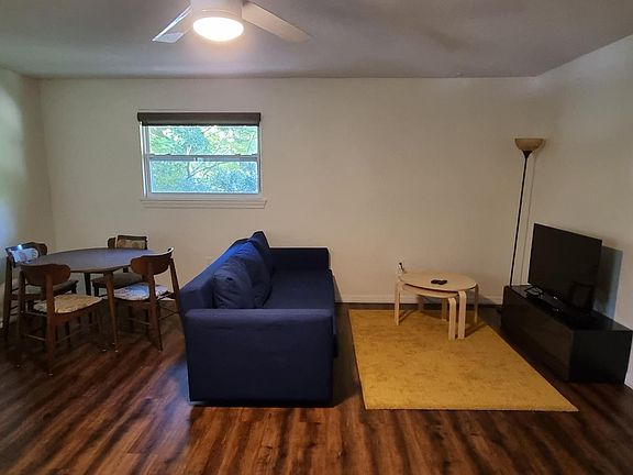 4th image of 1265 Myrtle St #2