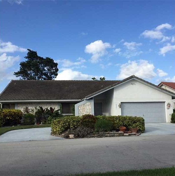 1st image of 8021 NW 72nd St
