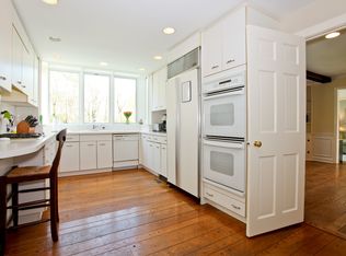 79 Kerry Ln, Chappaqua, NY 10514